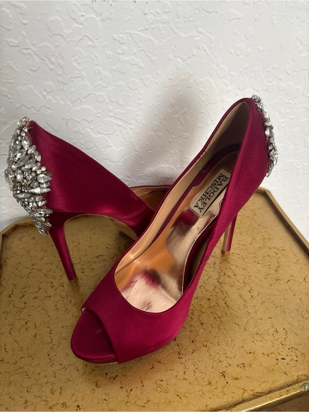 Badgley Mischka Designer Fuchsia Satin Jeweled Peep-Toe Pumps 4 inch heel